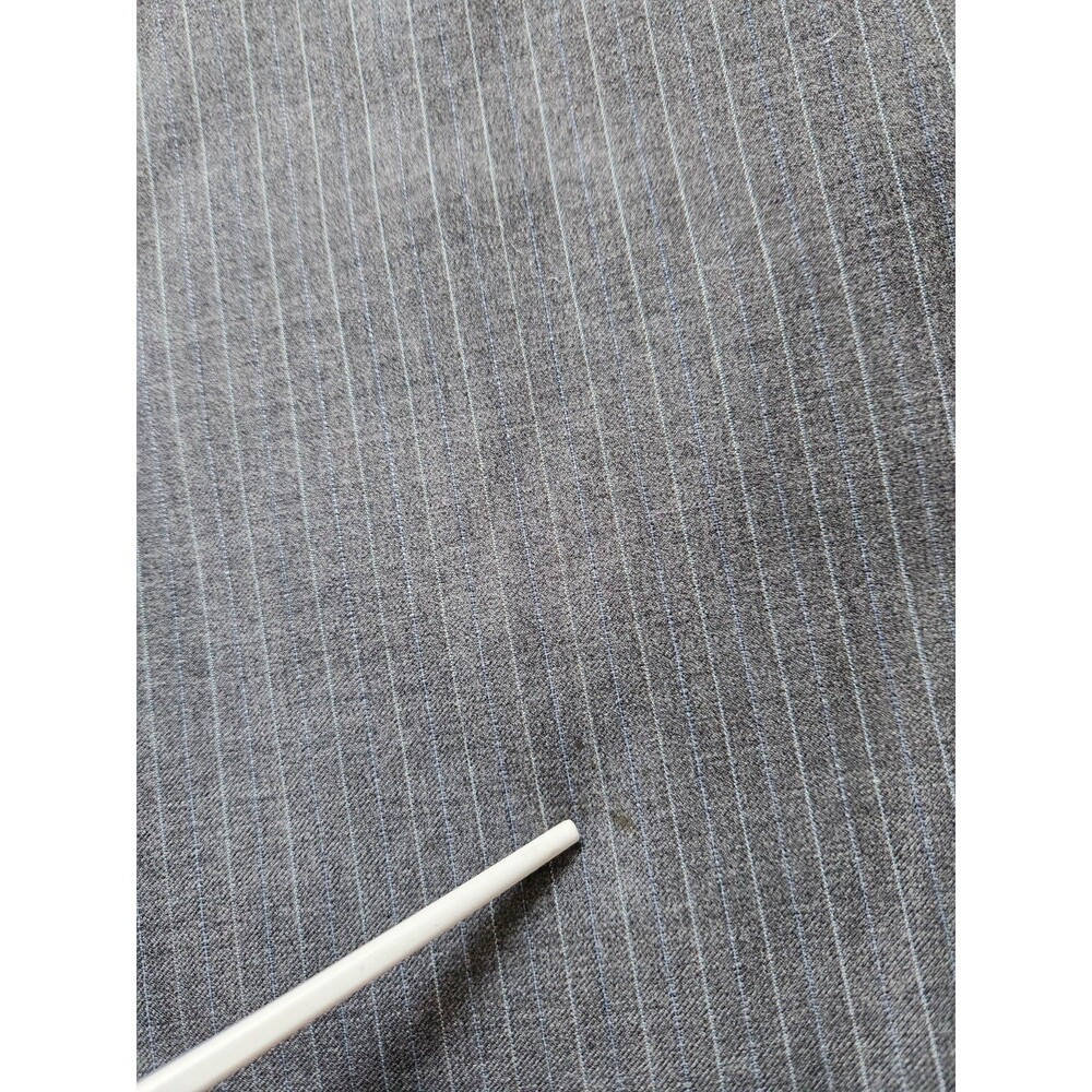 Daniel Cremieux 100% Wool Sport Coat Blazer Gray Pinstripe Italy Made 46R GUC - Picture 3 of 14